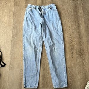 women’s blue jeans